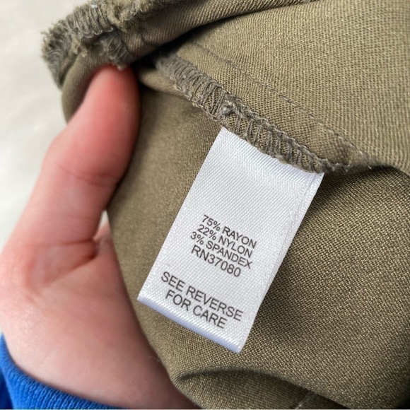 Est 1946 Olive Green Contemporary Dress Pants Size 2 - Picture 11 of 16